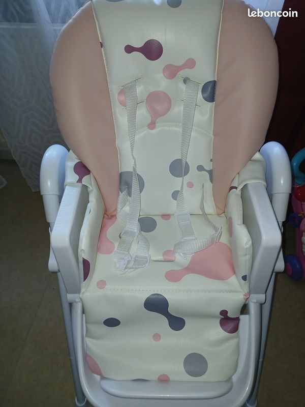 Chaise haute (image 2)