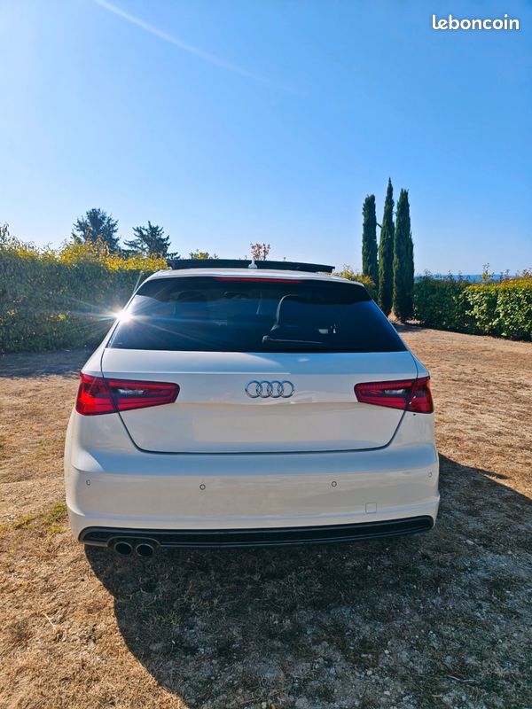 AUDI A3 1.8 TFSI S-LINE 180Ch s-tronic Toit Ouvrant Caméra/Radar Av/Ar Regul/Limit Bluetooth (image 2)