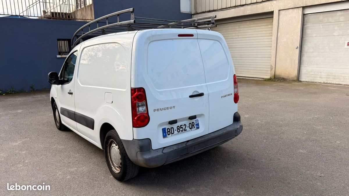 Peugeot Partner utilitaire (image 3)