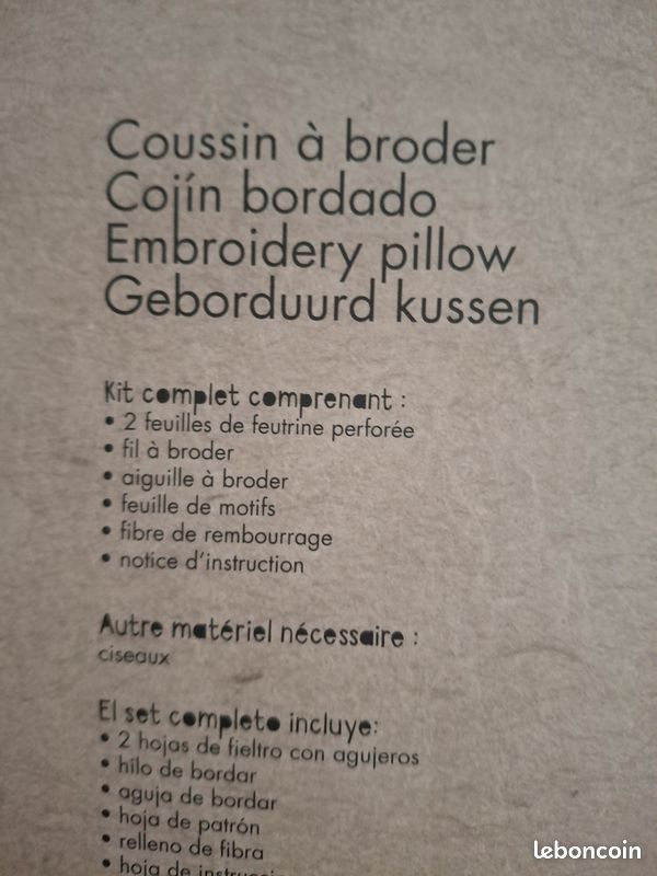 Kit coussin à broder (image 3)