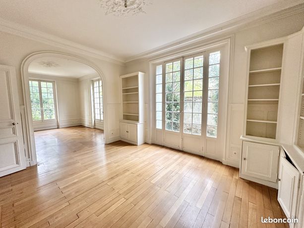 Maison a louer versailles - 8 pièce(s) - 187 m2 - Surfyn