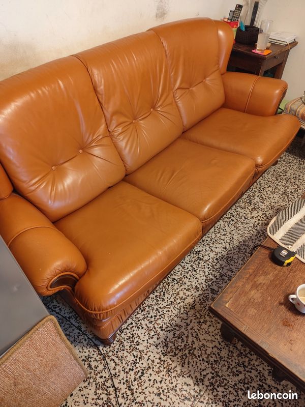 Canapé simili cuir + 2 fauteuils (image 1)