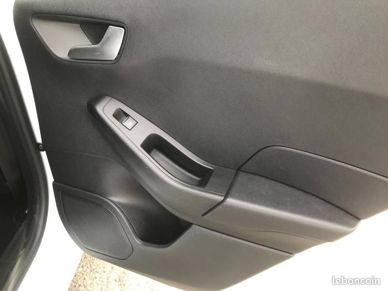 Ford Fiesta 1.0 Flexifuel 95ch Titanium Business 5p (image 17)