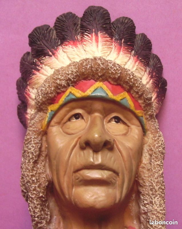 Statue / Statuette Buste De Chef Indien - Coiffe Plumes Et Tête De Bison / Buffle - The Peggy's Collection (image 3)