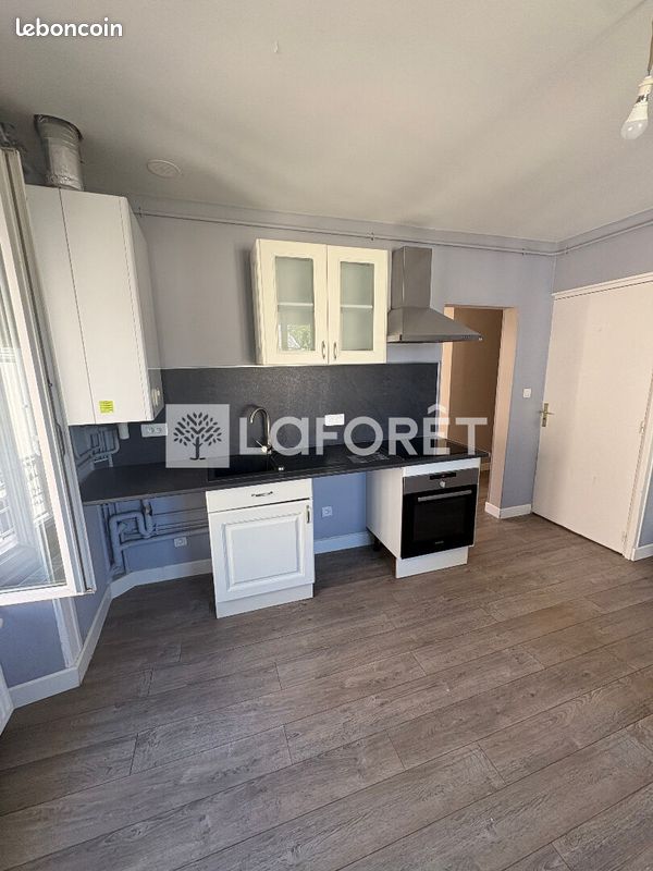 Appartement 4 pièces 71 m² · à Riom-Ès-Montagnes · 71 m² · 520 €/mois