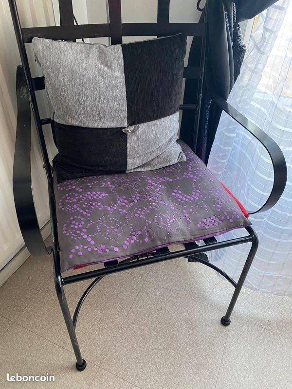 Chaise fer forgé (image 1)