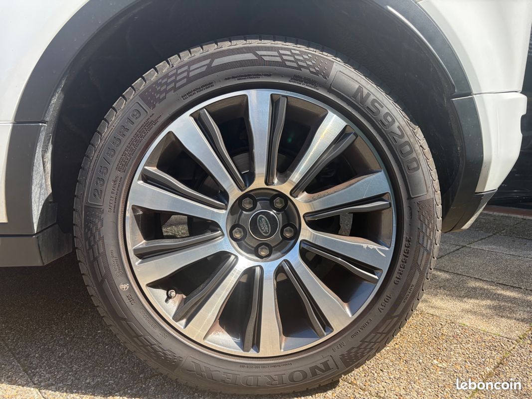 LAND ROVER RANGE ROVER EVOQUE 2.2 TD4 150 BRITISH EDITION 4WD BVa (image 21)