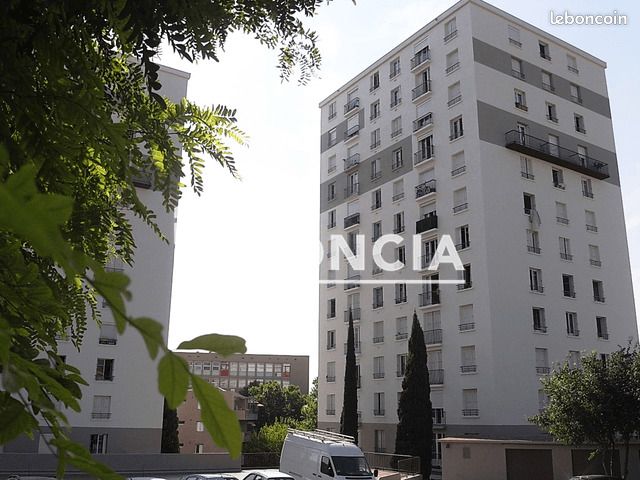 Appartement 3 pièces 60 m² · à Nîmes · 60 m² · 624 €