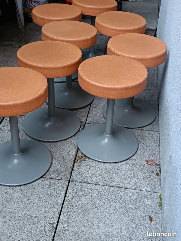 Tabourets en acier bois et cuir (image 2)