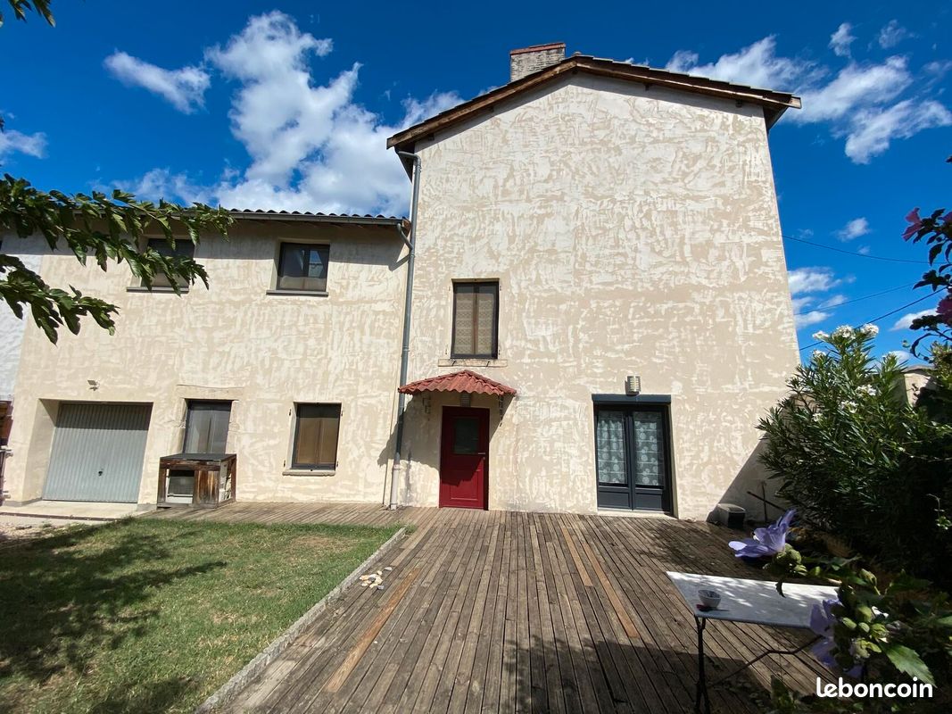 Maison 5 pièces 158 m² · à Trévoux · 158 m² · 385 000 €
