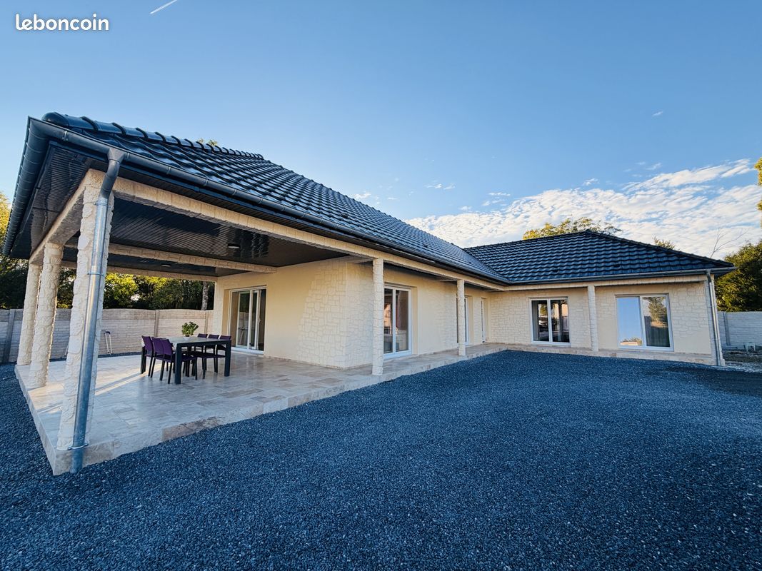 Maison 5 pièces 125 m² · à Neuville-Saint-Amand · 125 m² · 292 600 €
