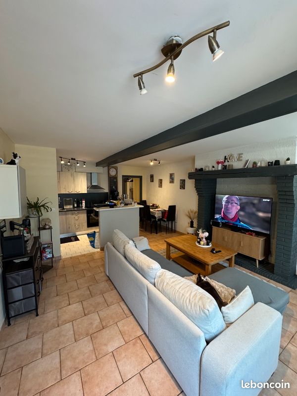 Appartement 3 pièces 70 m² · à Saint-Martin-de-la-Lieue · 70 m² · 615 €