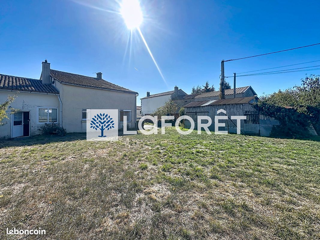 Maison 5 pièces 126 m² · à Moncoutant-sur-Sèvre · 126 m² · 62 190 €