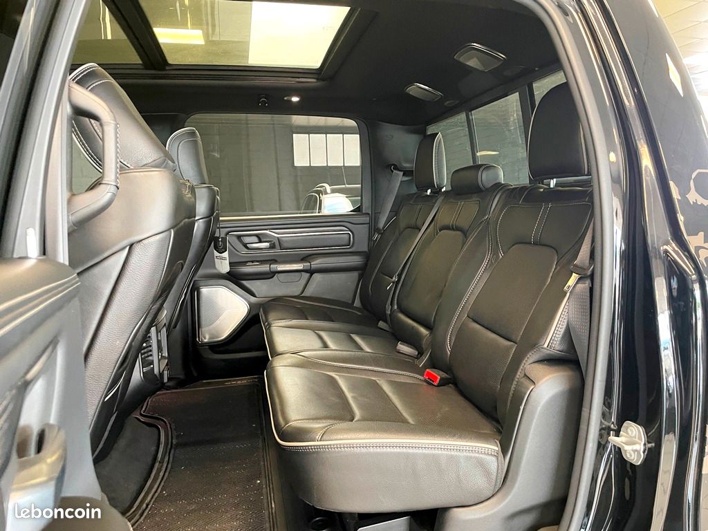 Dodge RAM 1500 5.7 V8 396CH HEMI CREW CAB – 2020 (image 10)