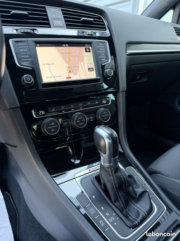 Volkswagen golf r sw vii 2.0 tsi 300 ch 4motion 2016 (image 16)