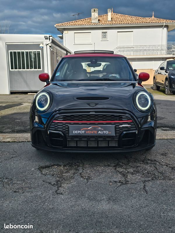 Mini Cooper JCW 231ch BVA8 John Cooper Works - Toit Ouvrant, HUD, Caméra (image 3)