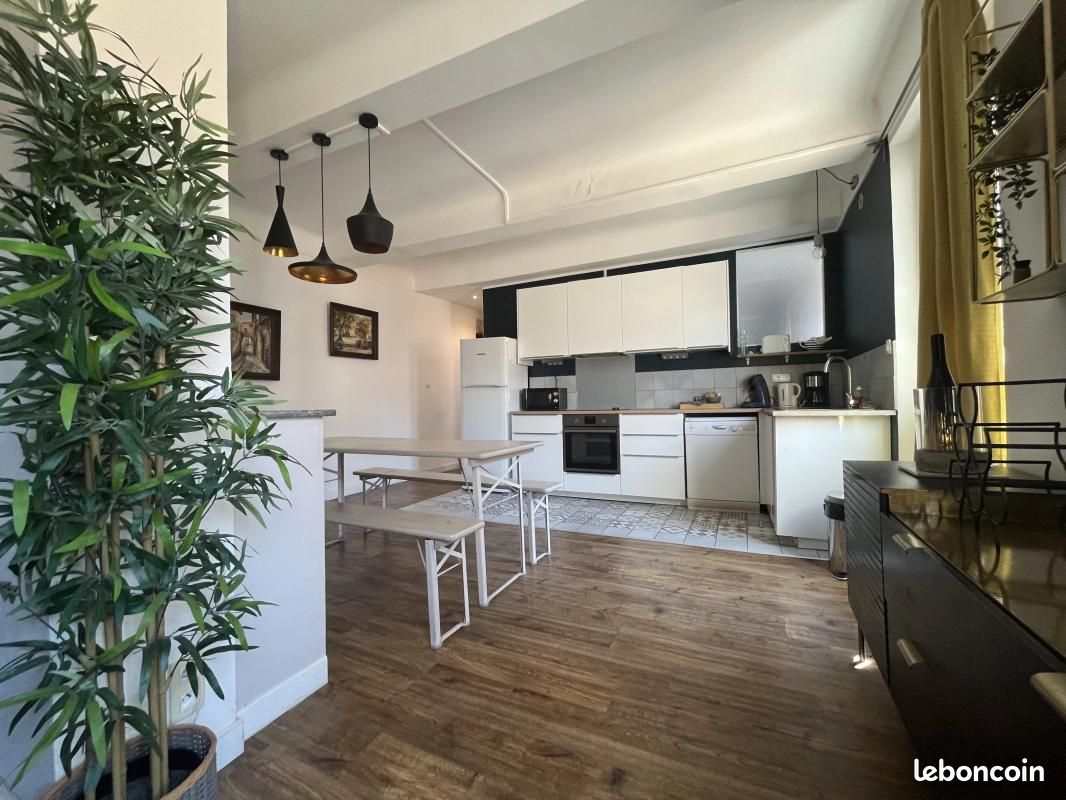 Appartement 2 pièces 63 m² · à Toulon · 63 m² · 800 €/mois