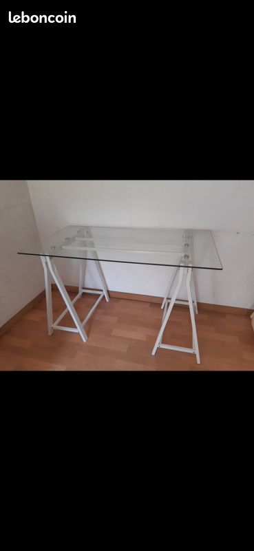 Bureau (image 2)
