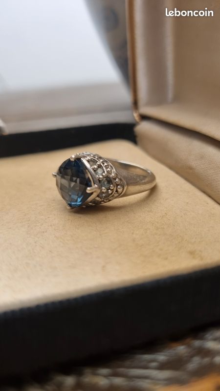 Bague Argent Massif Avec Pierre Bleue Facettée - Taille 53, Occasion, Pierre Synthétique