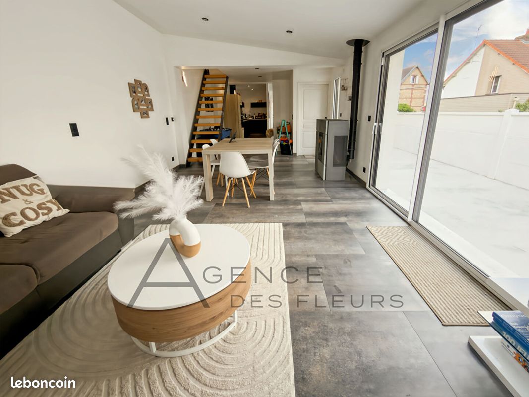 Maison 5 pièces 100 m² · à Oissel · 100 m² · 228 000 €