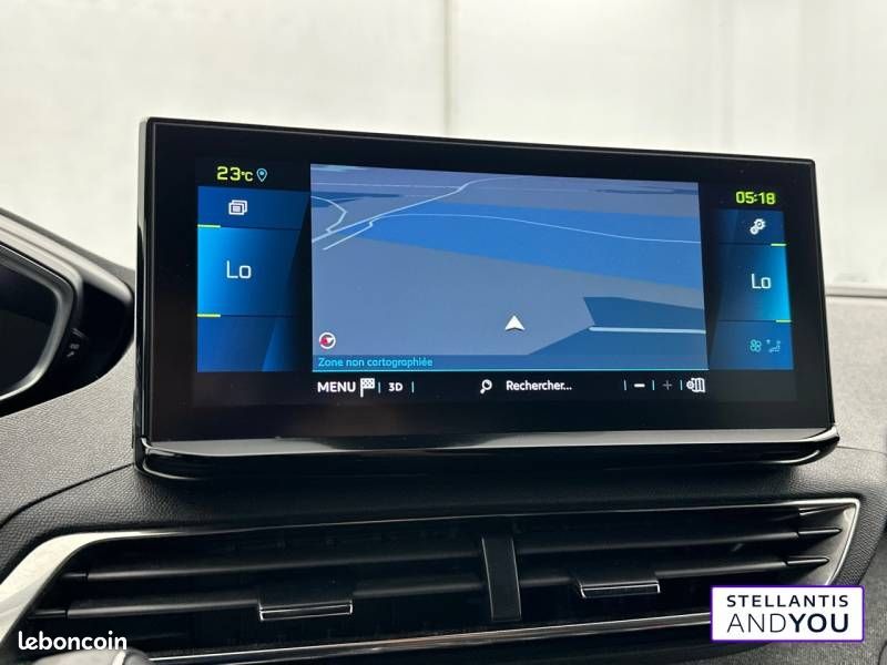 Peugeot 3008 Hybrid 225 e-EAT8 Allure Pack (image 10)