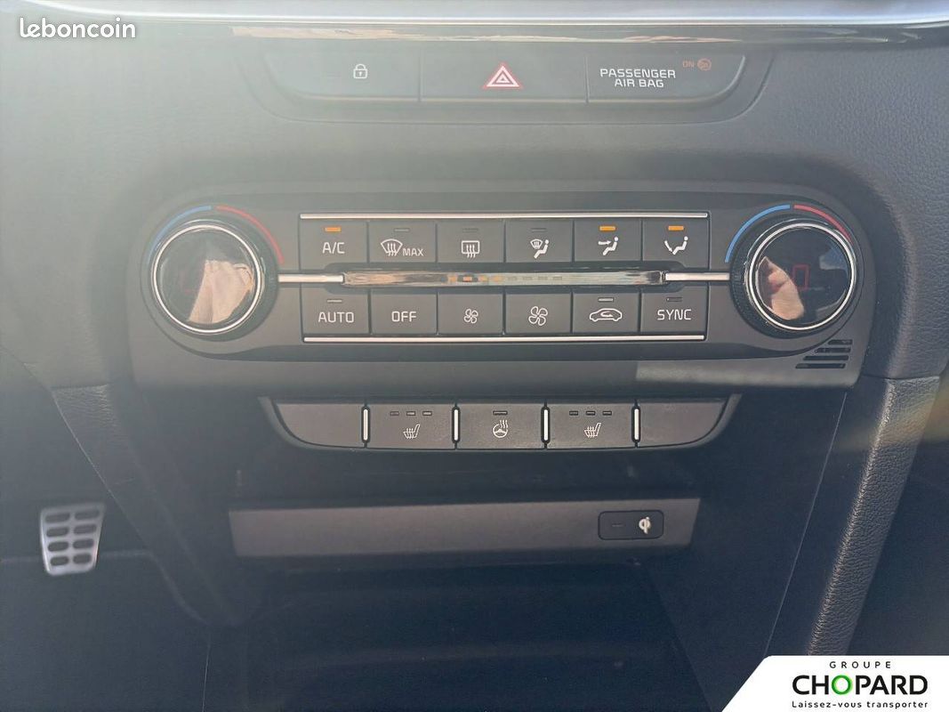 KIA CEED SW 1.5 T-GDi 140 ch BVM6 GT-line (image 21)
