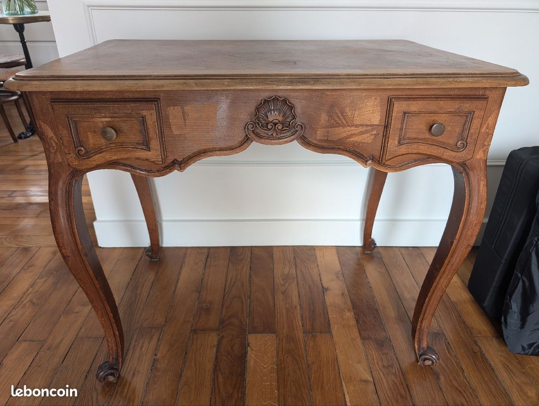 Bureau ancien
A restaurer selon vos goûts (à vernir ou à peindre)
Dimensions du plateau : 90 cm * 60 cm

A venir récupérer sur place Paris 15 métro Javel (image 3)