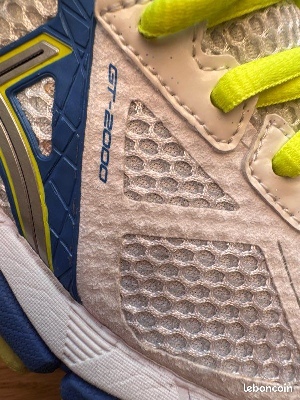 Asics GT-2000 Blanc Bleu Jaune Fluo - Chaussures Running Femme T36 EU / US 5.5 (image 4)