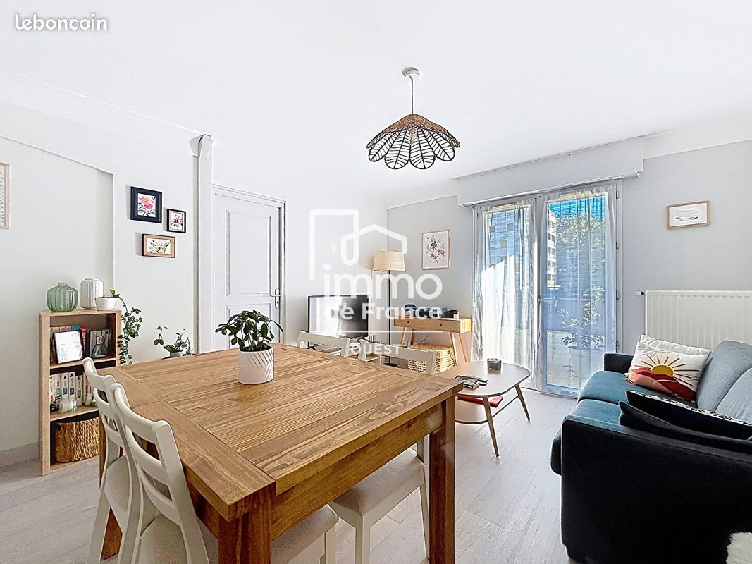 Appartement 2 pièces 43 m² · à La Roche-sur-Yon · 43 m² · 123 000 €