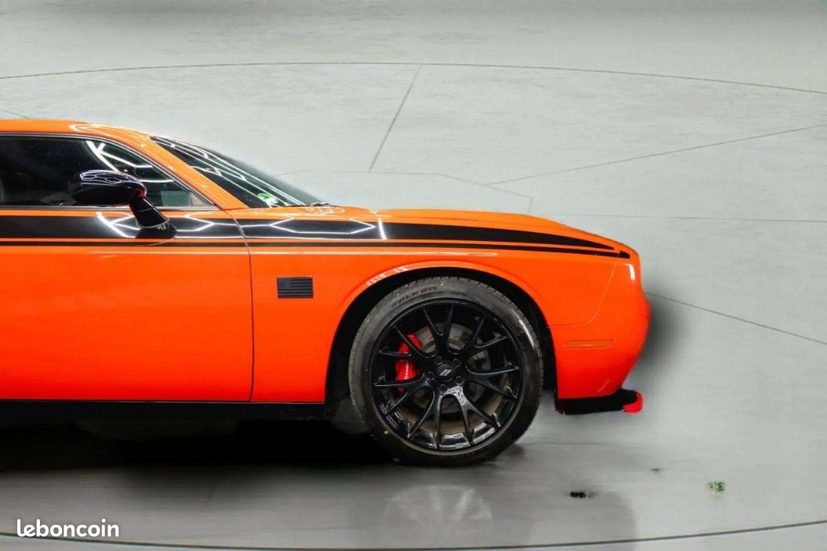 Dodge CHALLENGER 5.7 V8 R/T * NAP * Pack SRT * H&K * R20 (image 6)