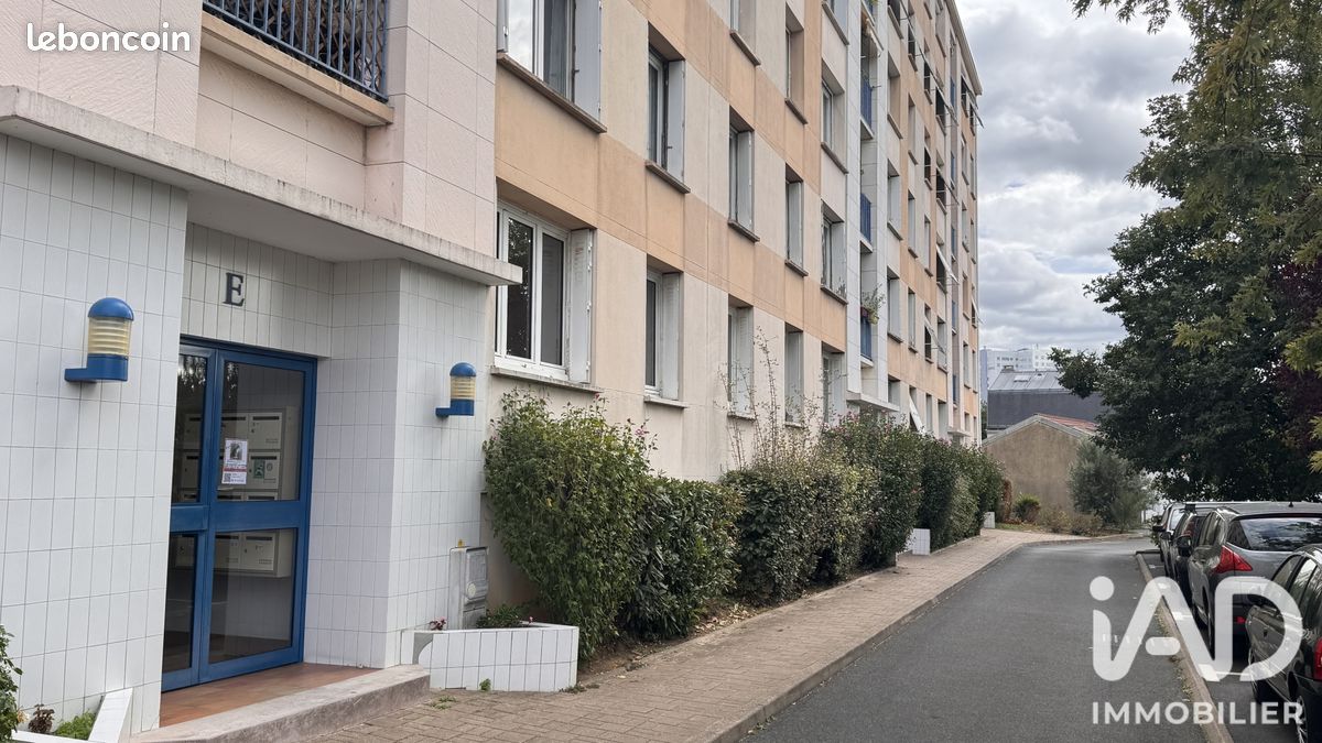 Appartement 3 pièces 51 m² · à Maisons-Alfort · 51 m² · 1 245 €/mois