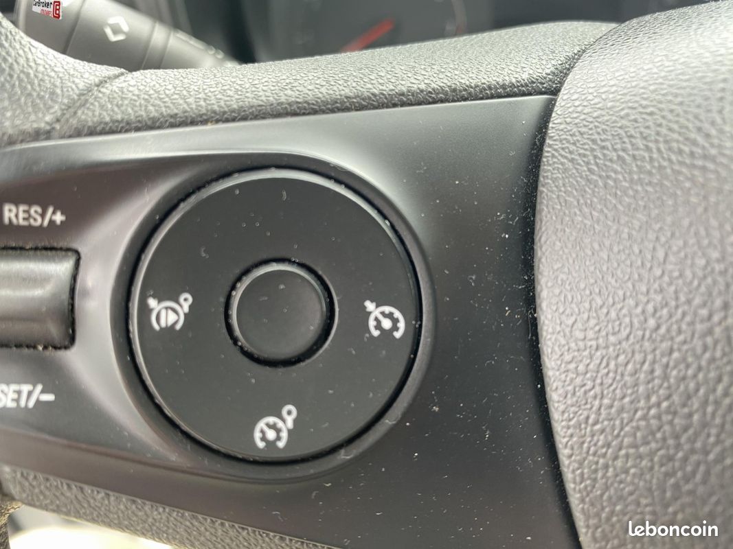 Opel Combo (4) L2H1 Cargo Augmenté 1.5 diese 100ch L2H1 PACK CLIM (image 14)