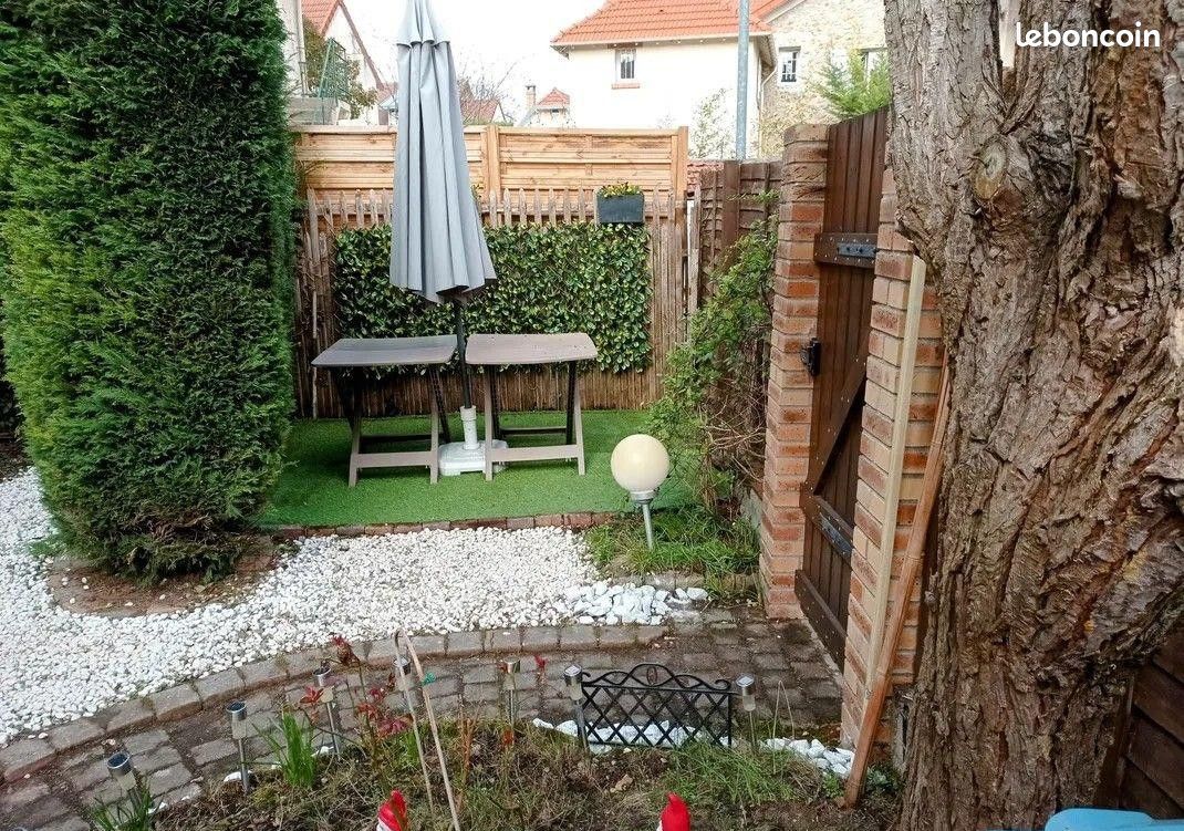 Appartement 2 pièces 42 m² · à Versailles · 42 m² · 1 060 €/mois