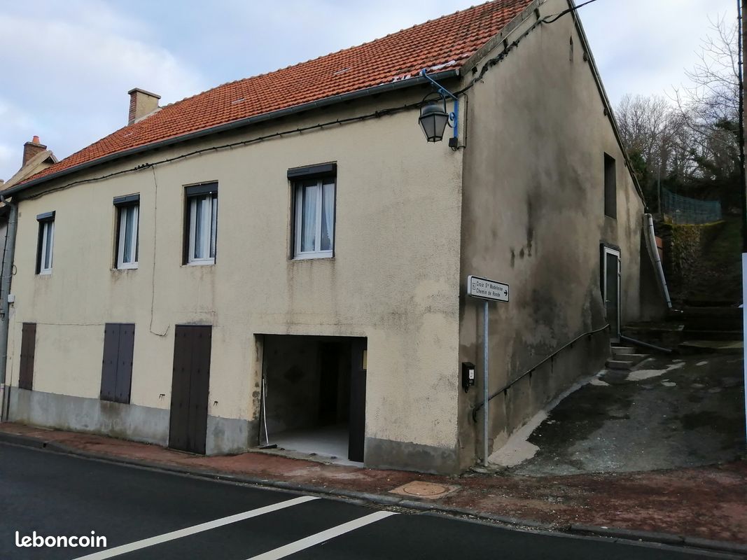 Maison 3 pièces 93 m² · à Montaigut-en-Combraille · 93 m² · 530 €/mois