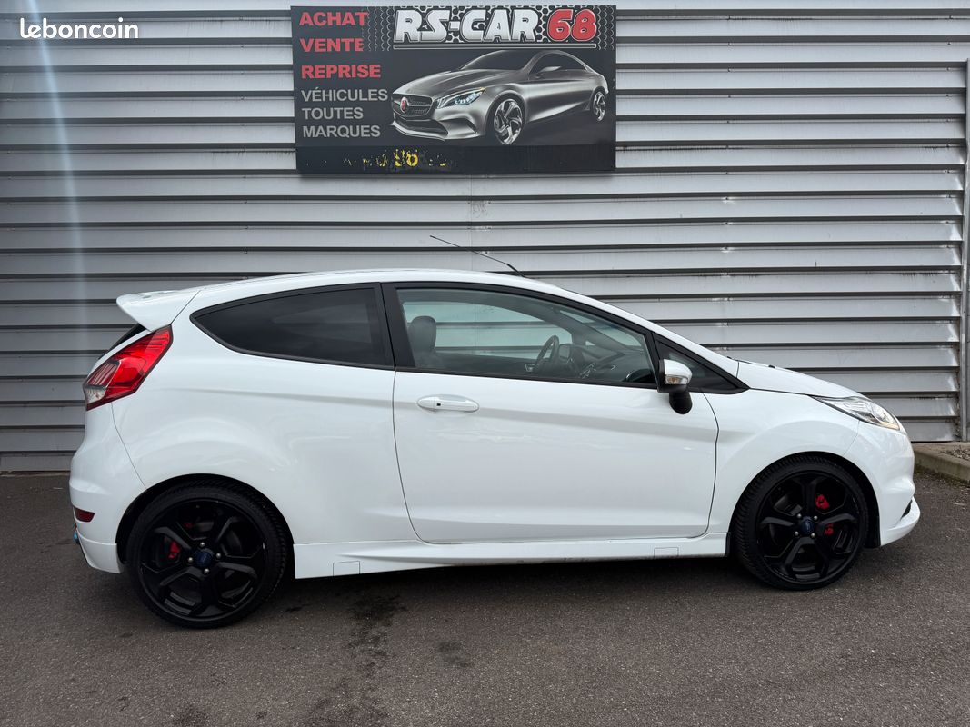 Ford Fiesta V (2) ST 1.6 ECOBOOST 182 Excellent état Garantie 1an (image 3)