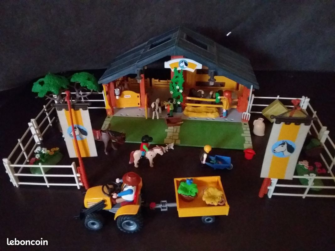 Playmobil 3120 Reiterhof mit viel Zubehör in Niedersachsen - Bad