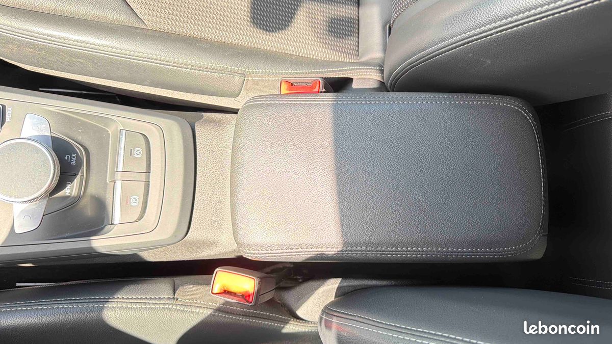 AUDI Q2 35 TFSI 150 S tronic 7 S line (image 33)
