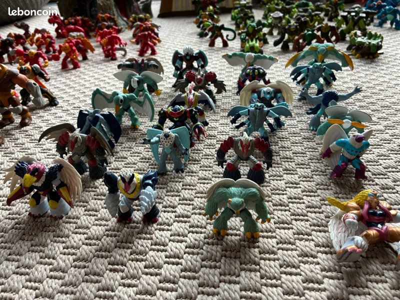 GROS LOT GORMITI - + DE 150 FIGURINES - OCCASION