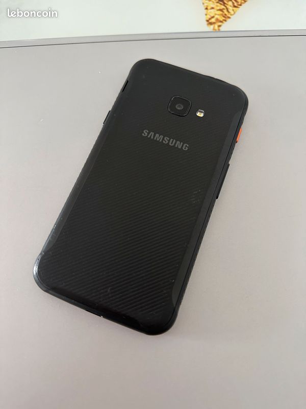 Samsung Galaxy Xcover 4s (image 4)