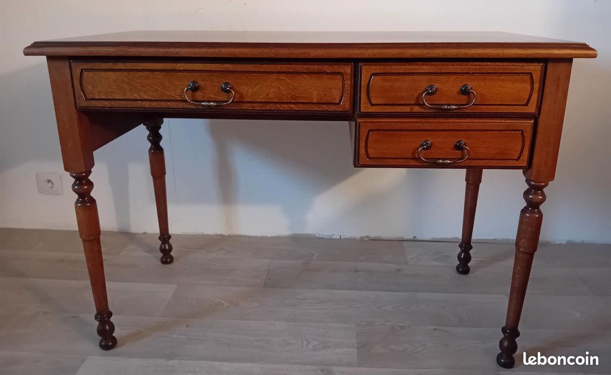 Bureau bois ancien vernis (image 1)