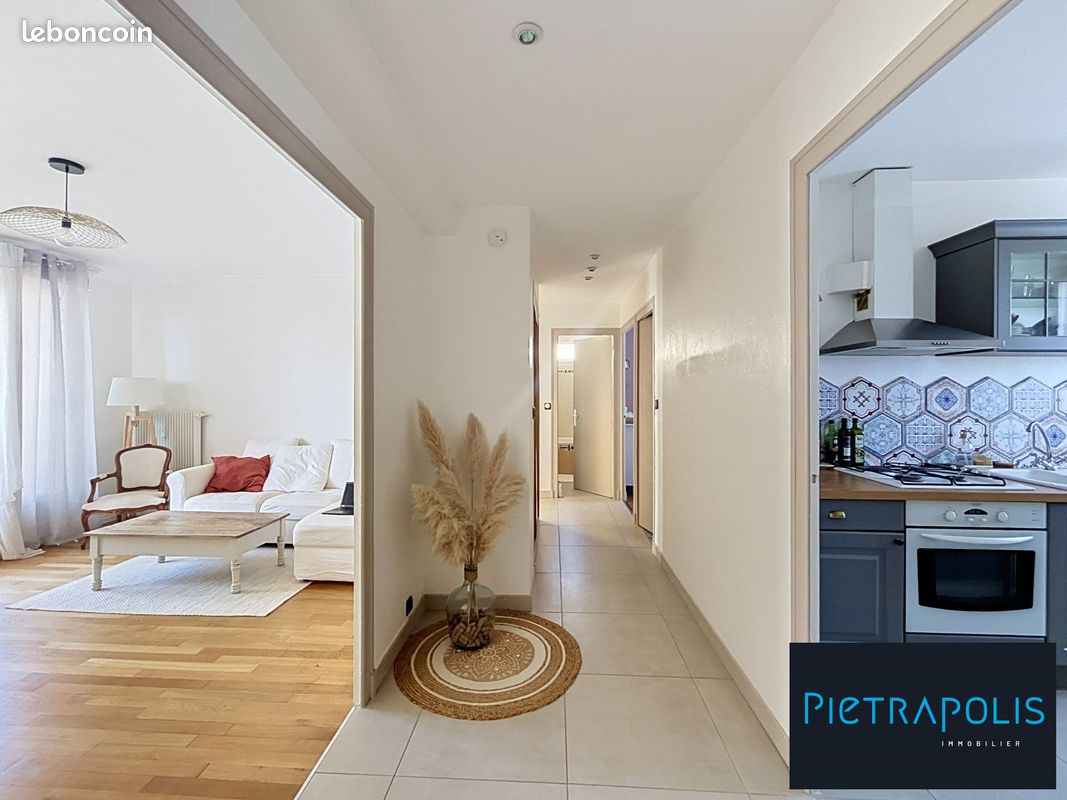 Appartement 3 pièces 72 m² · à Dijon · 72 m² · 220 000 €