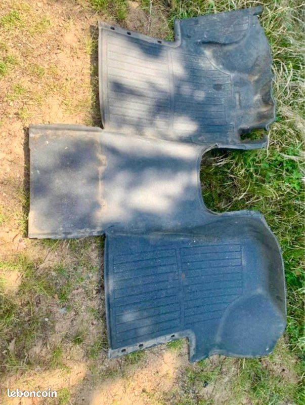 Tapis avant Mercedes vito viano w639 (image 1)