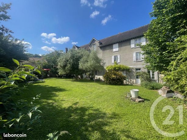 Longère 9 pièces 205 m²