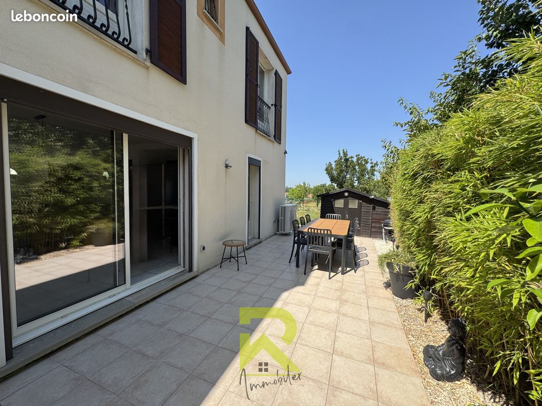 Maison 5 pièces 140 m² · à Abeilhan · 140 m² · 300 000 €