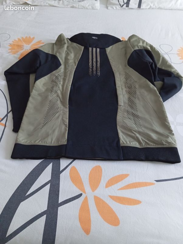 Sweat (image 6)