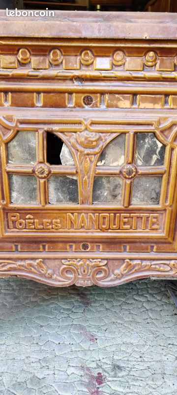 Poêle en faïence (image 2)