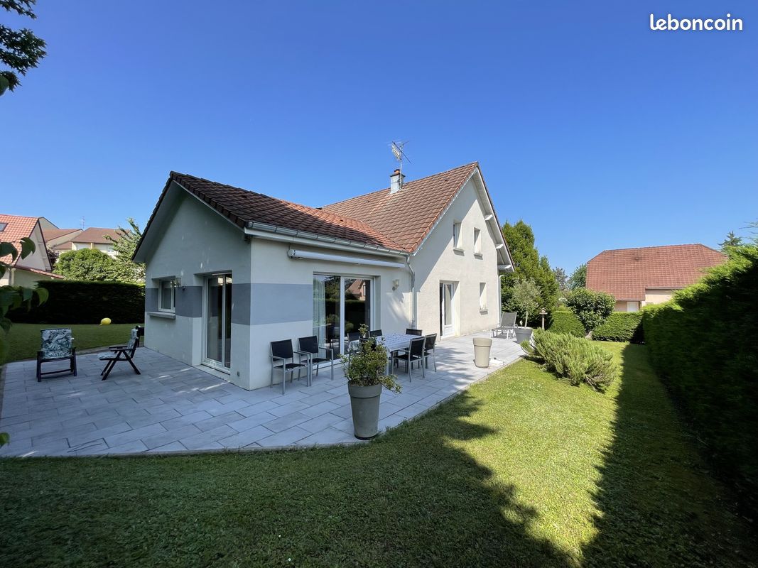 Maison 8 pièces 150 m² · à Vieux-Charmont · 150 m² · 279 000 €