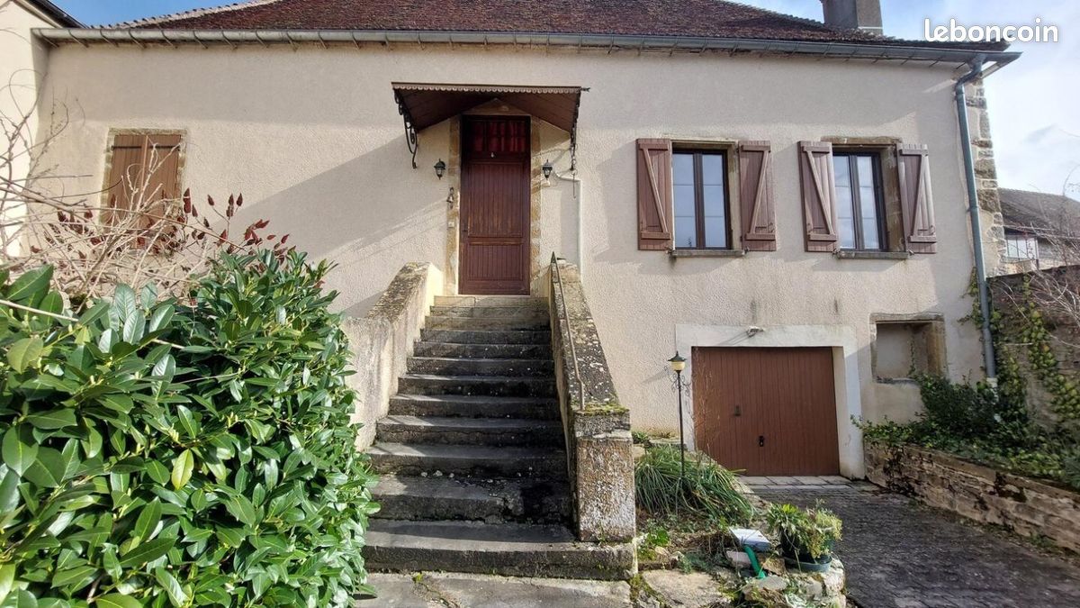 Maison 7 pièces 141 m² · à Sigy-le-Châtel · 141 m² · 148 000 €