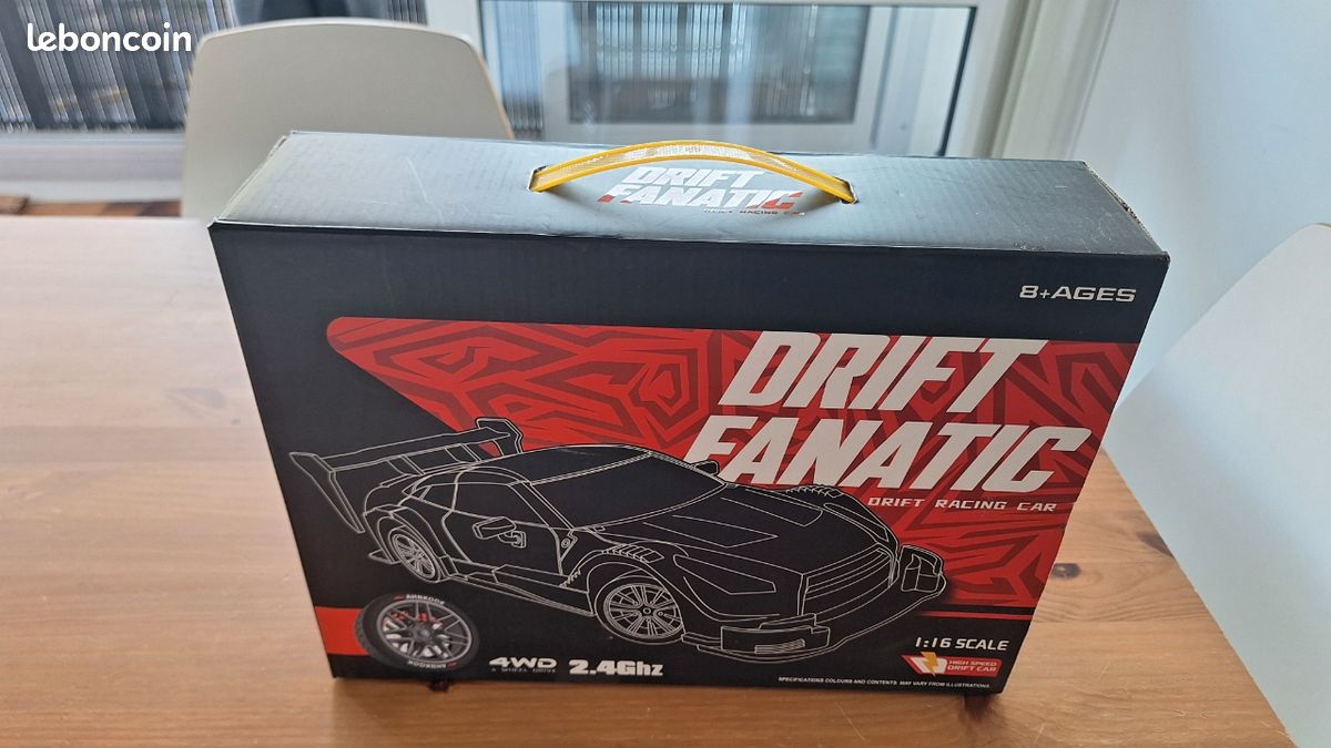 Voiture télécommandée RC Drift 1/16, 4 roues motrices (image 6)