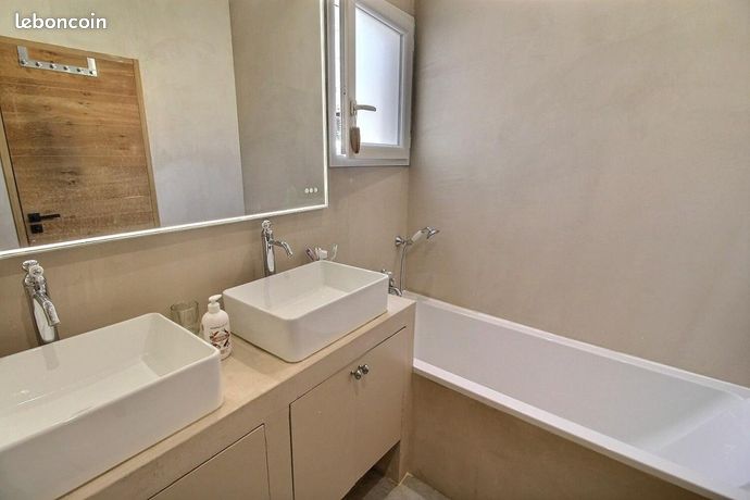 Maison 4 pièces 114 m² — 8